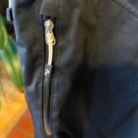 Peak performance tracking pants size L like new - Picture 3 of 6